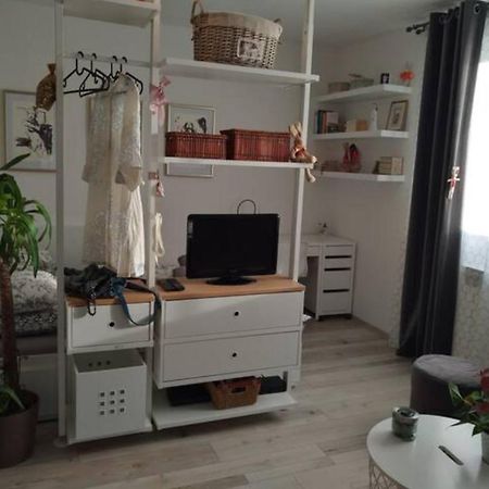 New Studio Apartment Sun With Free Parking Zagreb Exterior foto