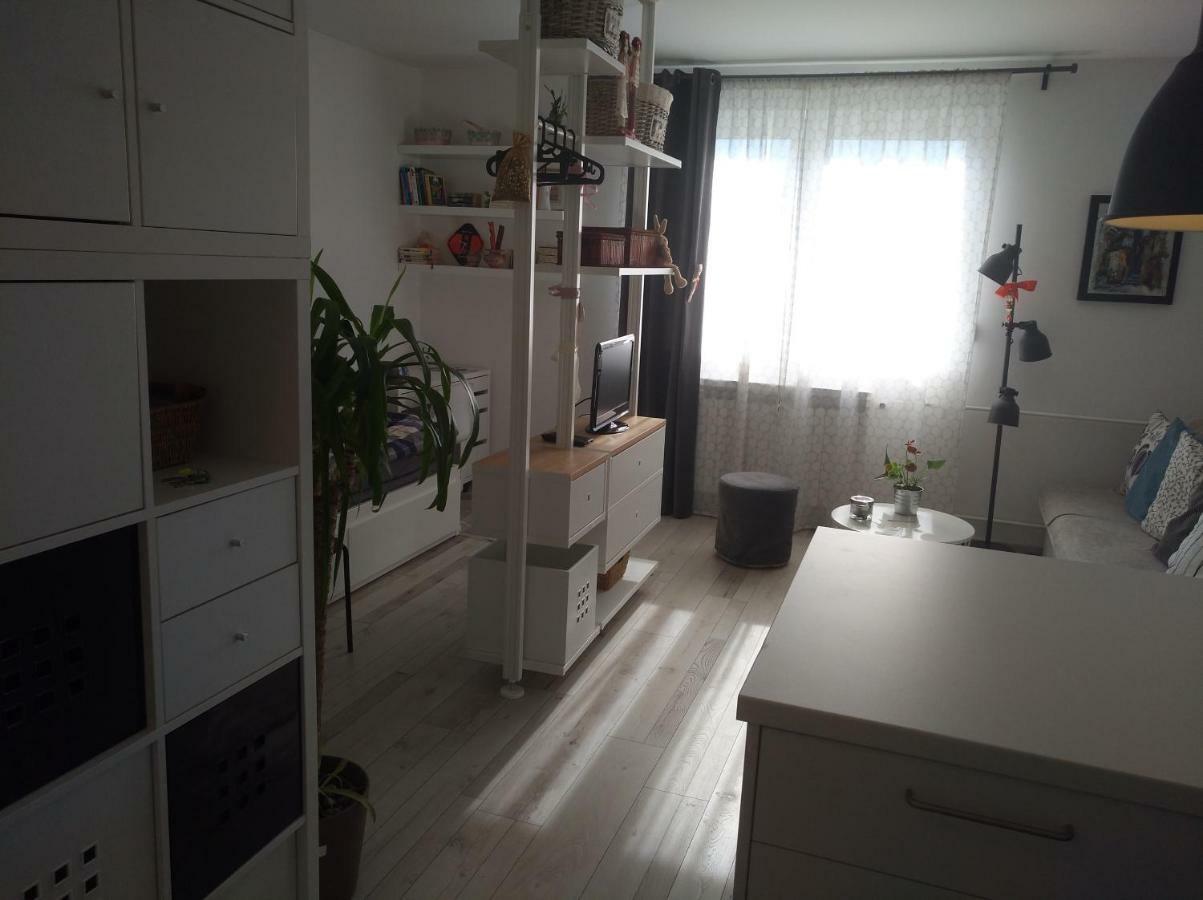 New Studio Apartment Sun With Free Parking Zagreb Exterior foto